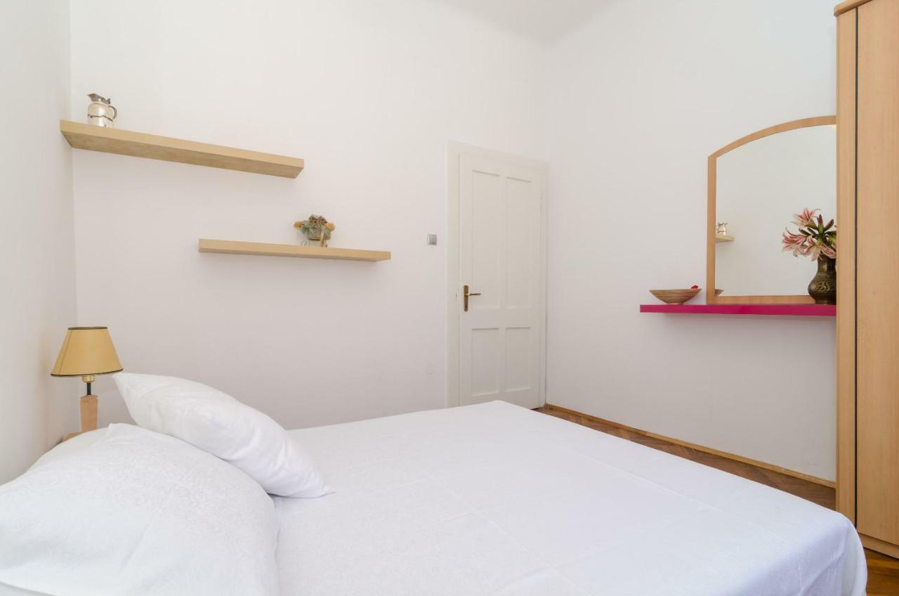 דוברובניק Apartment Entre Les Jardins מראה חיצוני תמונה